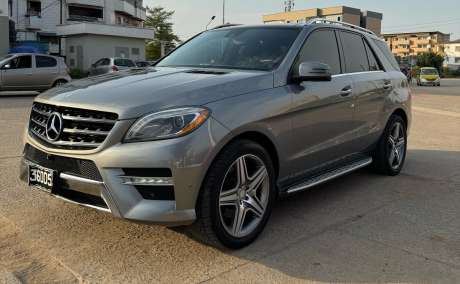 Mercedes-Benz ML 350 - Luxury SUV | Excellent Condition