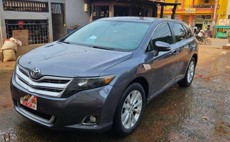For Sale: 2014 Toyota Venza - American Version | Just 3 Months in Cameroon!
